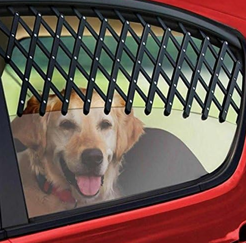 Grilaj de ventilatie universal pentru geamuri auto, Zola, pentru a transporta animalele in masina, din plastic, 117x6 cm, negru Grilaj de ventilatie universal pentru geamuri auto, Zola, pentru a transporta animalele in masina, din plastic, 117x6 cm, negru